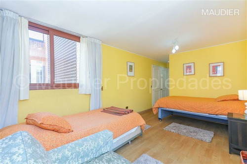 Departamento En Venta De 2 Dorm. En Las Condes