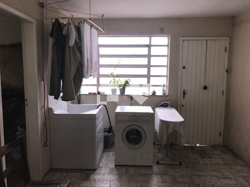 Imagem 12 de 30 de Vende Casa 6 Dormitórios, Suíte, Churrasqueira, 3 Vagas No Bairro Menino Deus - Reo452750