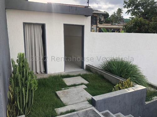 Imagen 28 de 30 de ** Casa En Venta En Colinas De Sta Rosa Barquisimeto Lara, Venezuela. ||selena Pacheco || 0424 5197639 || Codigo Flex 23-10410 $ 250000