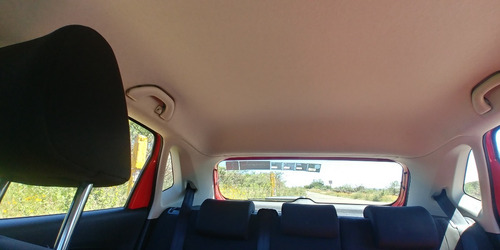 Imagen 11 de 15 de Volkswagen Polo Tsi Rojo Flash 2016