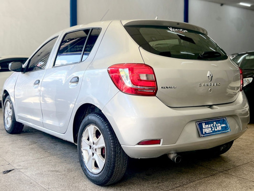 Renault Sandero 1.0 AUTHENTIQUE 16V FLEX 4P MANUAL