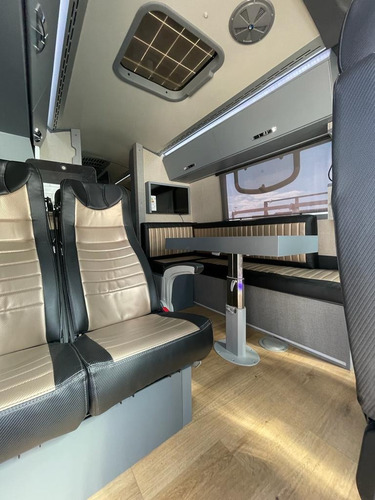Imagen 13 de 15 de Motorhome Iveco 70c17 Scudato Carrozado Por Italbus 0 Km