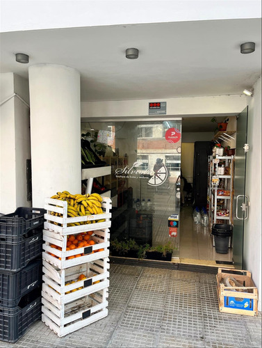 Imagen 4 de 6 de Local Comercial Pocitos Cw184088