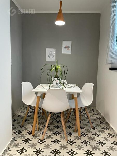 Venta Departamento 3 Ambientes, Reciclado. Zona Plaza Colon