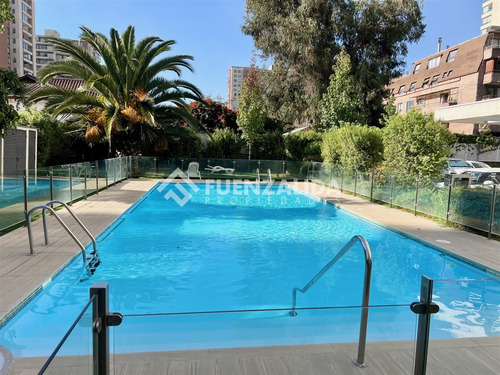 Departamento En Venta De 3 Dorm 2 Bañ 1 E 1 B. Metro Lo Vial