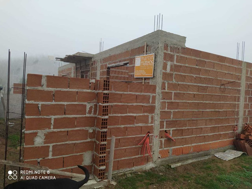 Imagen 7 de 10 de Venta Chalet - Calle 81 Entre 9 Y 10 Mar Del Tuyu
