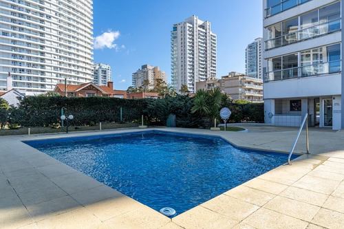 Imagen 16 de 18 de Apartamento 3 Dormitorios En Playa Mansa, Punta Del Este - Cap Breton