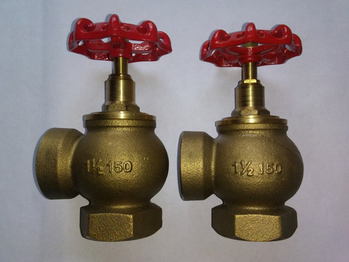 Llave De Bronce Contra Incendio De 1 1/2 Pulgadas En 30$ C/u