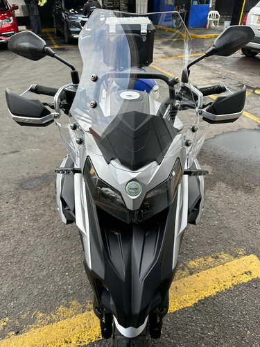 Benelli Trk 502x