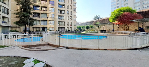 Dpto. En Venta De 3 Dormitorios, 1 Baño, Independencia.