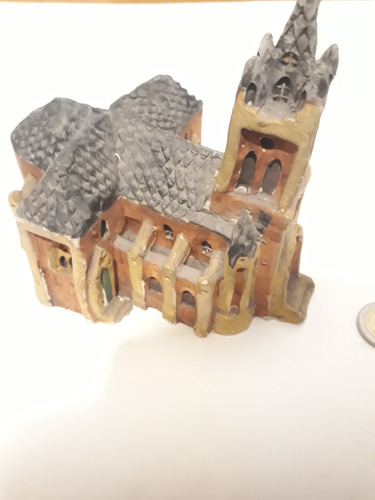 Iglesia De Lujan En Miniatura De Ceramica Terracota (Usado)