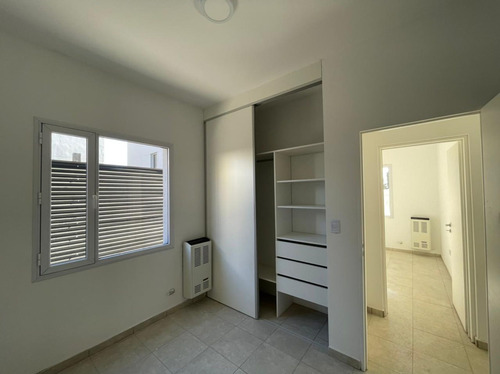 Imagen 3 de 18 de Venta De Departamento En Alta Barda