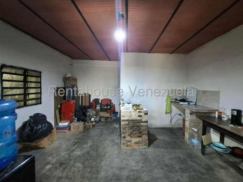 Galpón Comercial En Alquiler Zona Centro Maracay 26-240 Hc