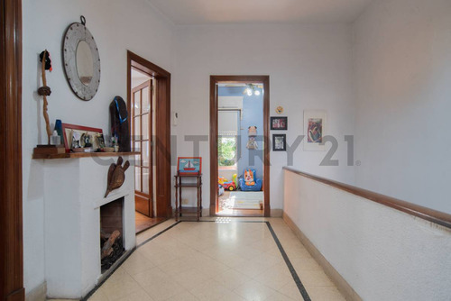 Venta De Ph Con Entrada Independiente En Lanús Este Centro. Apto Crédito! Bajó De Precio!