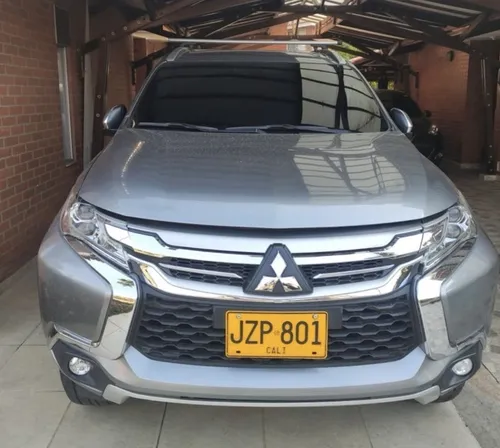 Montero Mitsubishi Sport 3.0 Gasolina 4x2 Modelo 2020 Único