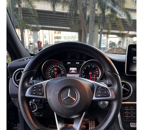 Mercedes-Benz Clase A 2.0 A250 Amg-line 211cv