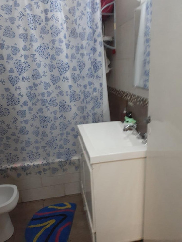 Imagen 6 de 16 de Ph 3 Ambientes Al Frente 65mtr2 Con Patio Reciclado.