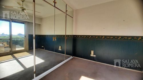 Imagen 16 de 30 de Departamento 5 Ambientes En Olivos Cochera