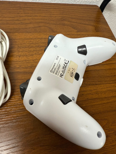 Control Alámbrico Nintendo Switch Fire Powera Color Blanco (Usado)