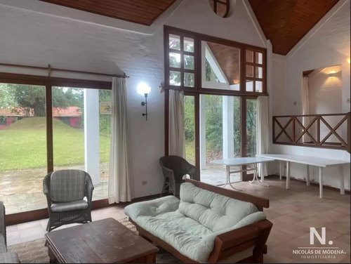 Vende Casa En Primeras Paradas De Playa Mansa Próxima Al Mar, Punta Del Este