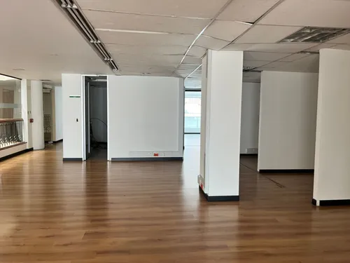Oficina En Arriendo En Batán. Cod A16705