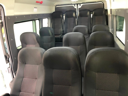 Peugeot Boxer 2020 Executiva 16 Lugares