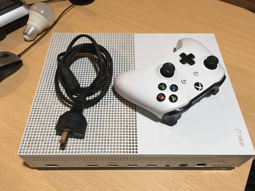 Xbox One S