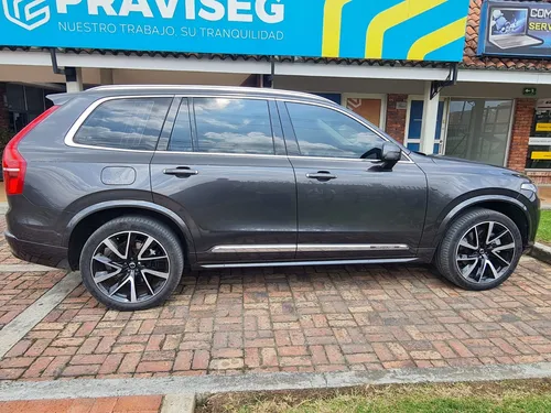 Volvo Xc90 T8 Ultimate Hibrido Enchufable 2.0cc At Aa 4x4