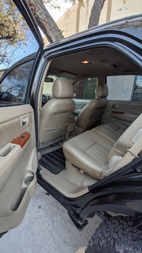 Imagen 8 de 11 de Toyota Sw4 2009 3.0 I Srv C/cuero 4x4 (2009)