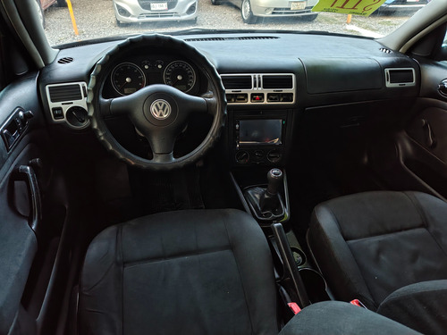Volkswagen Jetta 2.0 City 5vel Mt