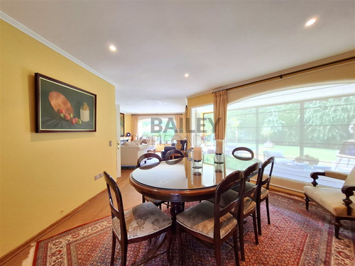Venta De Casa De 4 Dorm. Bosques De Montemar En Concón