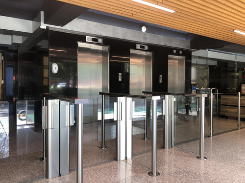 Oficina En Renta -reforma Piso 10- 214 M2
