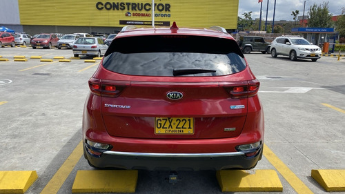 Imagen 8 de 25 de Kia Sportage Hibrida
