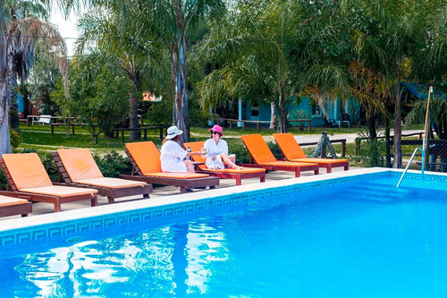 Imagen 4 de 24 de Complejo Turístico Con 10 Bungalows, Pileta De Verano Y Parque. Precio Noviembre Desde $9.000 Por Noche