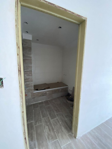 Monoambiente En Venta En Flores