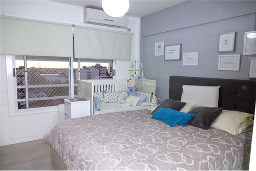 Departamento Semi-piso 2 Amb. Caseros