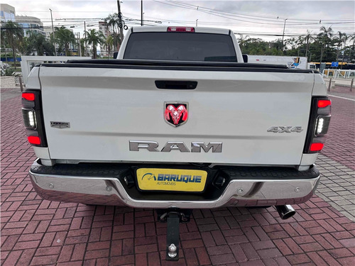 RAM 2500 6.7 LARAMIE 4X4 CD I6 TURBO DIESEL 4P AUTOMÁTICO