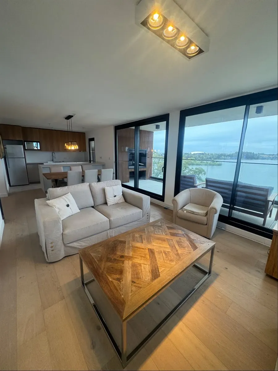 Apartamento De 2 Dormitorios · Foto 2