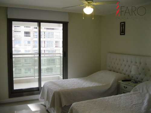 Imagen 19 de 30 de Apartamento En La Brava 4 Dormitorios Con Garage - Punta Del Este Brava