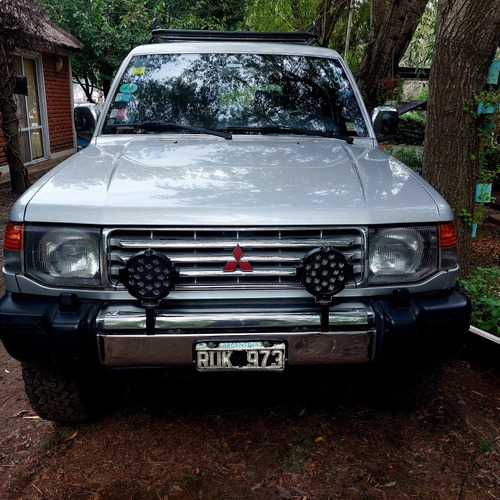 Imagen 2 de 18 de Mitsubishi Montero 1993 2.6 Glx Shrw