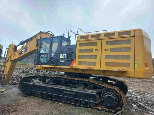 Escavadeira 374f Cat Usada