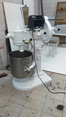 Batidora Amasadora 50 Litros 380 Volts (Usado)