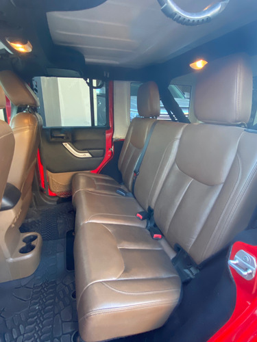 Jeep Wrangler 3.6 Unlimited Sahara V6 4x4 At
