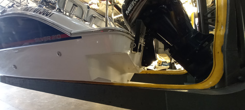 Lancha Consola Central Silver Boats 210 + Mercury 150 Hp 4t