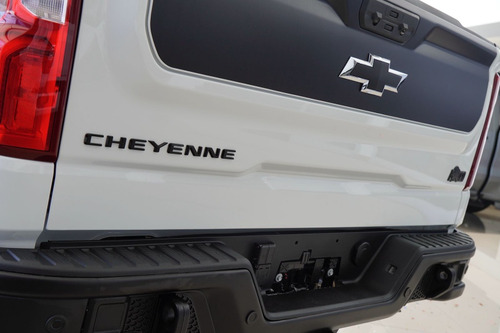 Chevrolet Cheyenne 6.2 Doble Cab Zr2 Bison 4X4 At