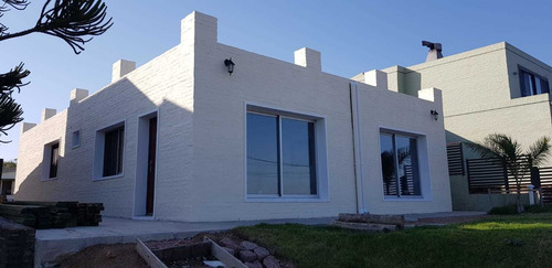 Construimos Su Casa 49 M2, Ladrillo Y Plancha 2 Dormitorios