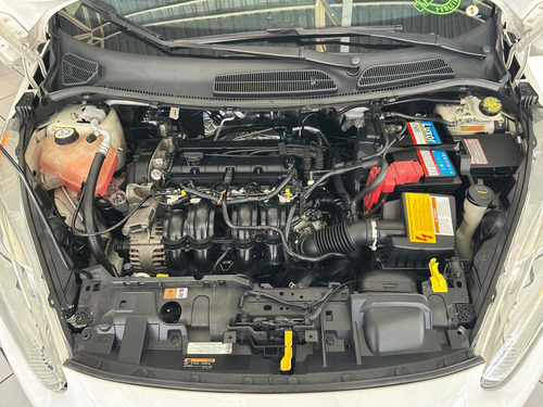 Ford Fiesta 1.6 SE SEDAN 16V FLEX 4P POWERSHIFT