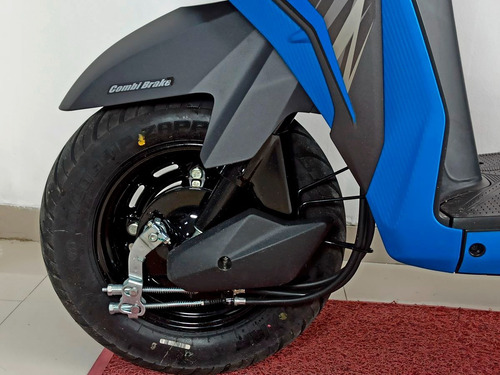 Imagen 15 de 19 de Honda Dio Dlx