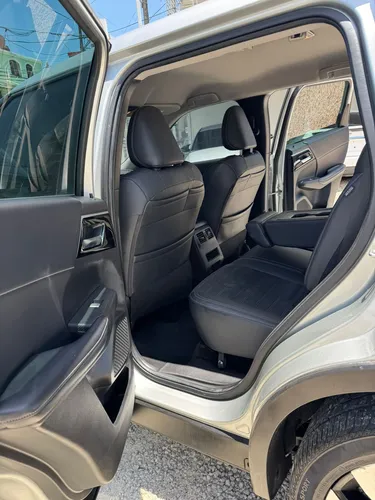 Mitsubishi Outlander Se 2022 Gris
