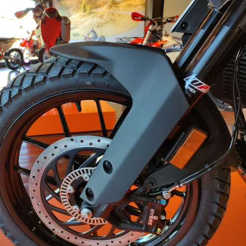 Imagen 8 de 18 de Adventure 390 2021 No Voge 500 Kawasaki Benelli Honda 500